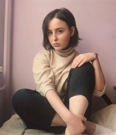 Ольга, Г. Углегорск